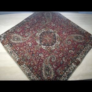 Silk Paisley Design Table Runner *NWT*